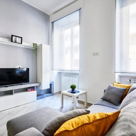 Centrale Elyon Apartment Milan Luaran gambar
