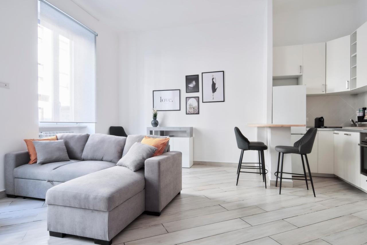 Centrale Elyon Apartment Milan Luaran gambar