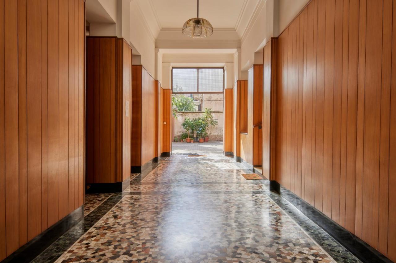 Centrale Elyon Apartment Milan Luaran gambar